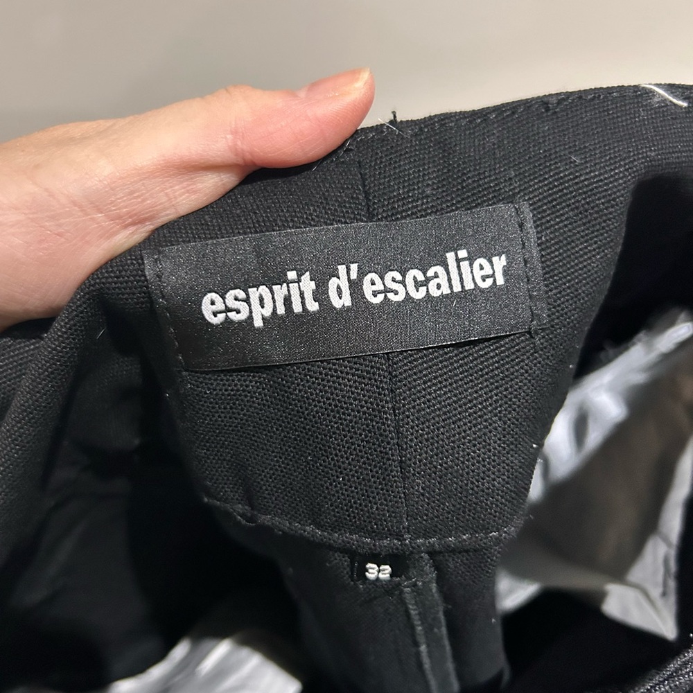 Brand New Esprit Escalier 100% cowhide demon shorts- Sixe 32. New without tags - Picture 7 of 11